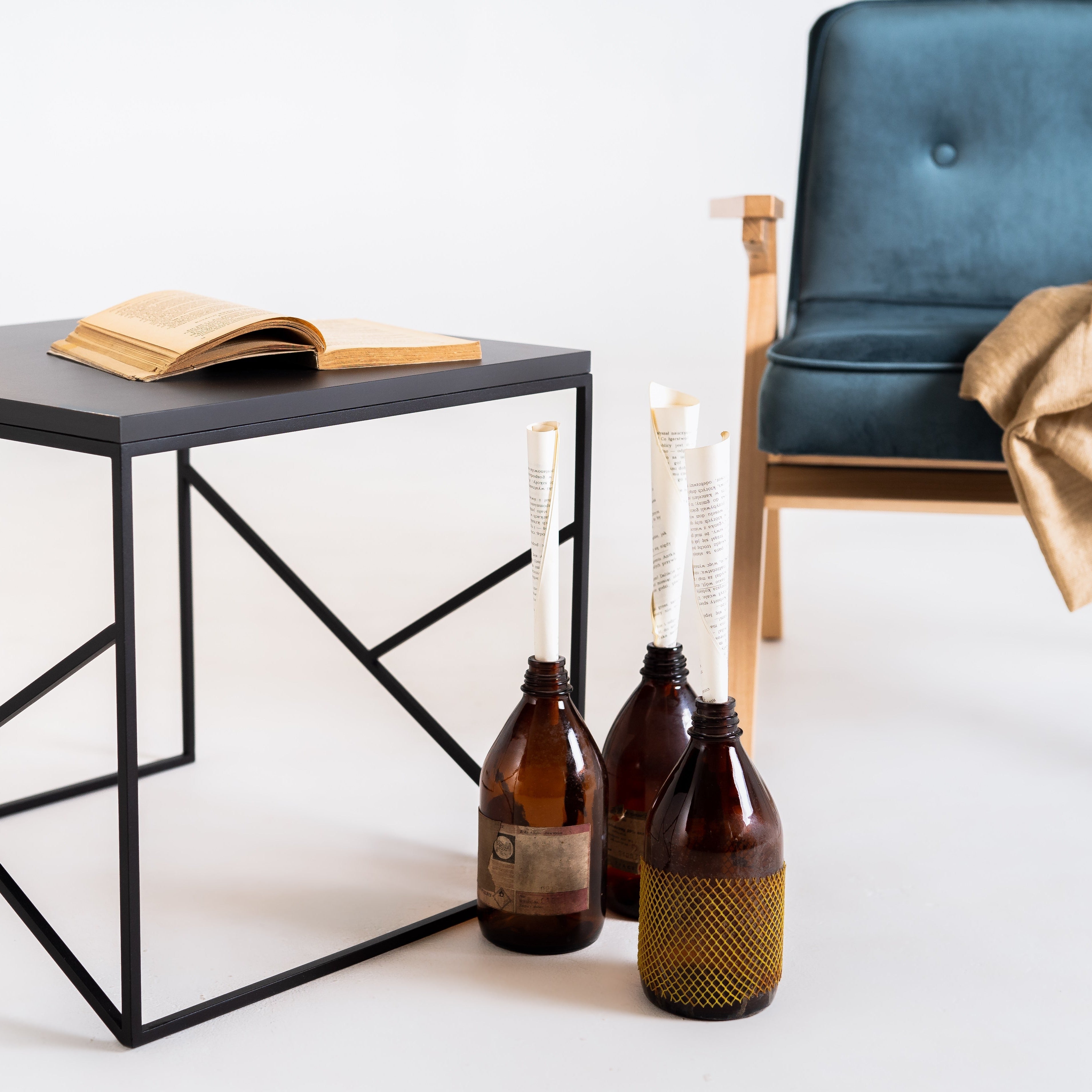 Poltrona VINC - Mirtillo naturale