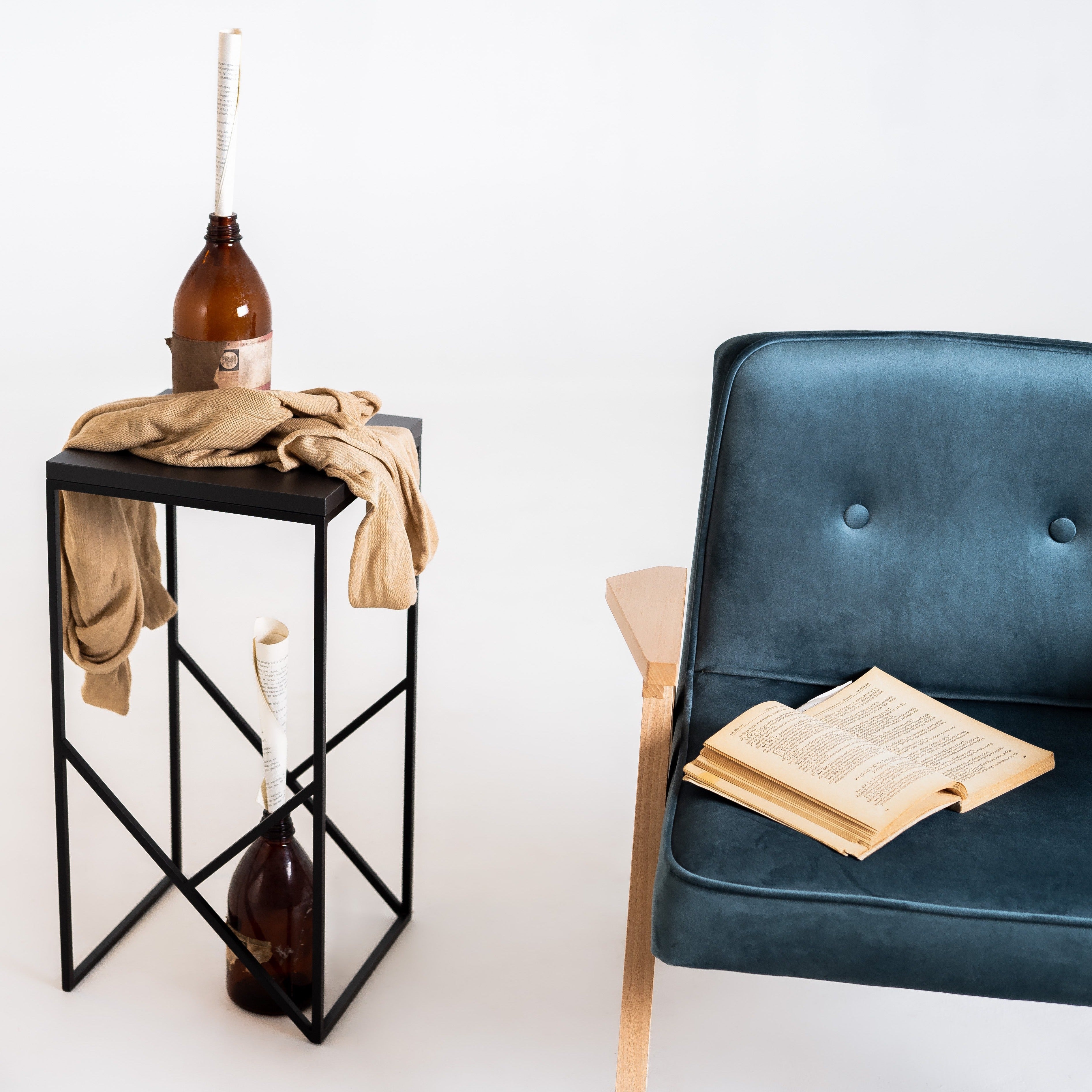 Poltrona VINC - Mirtillo naturale