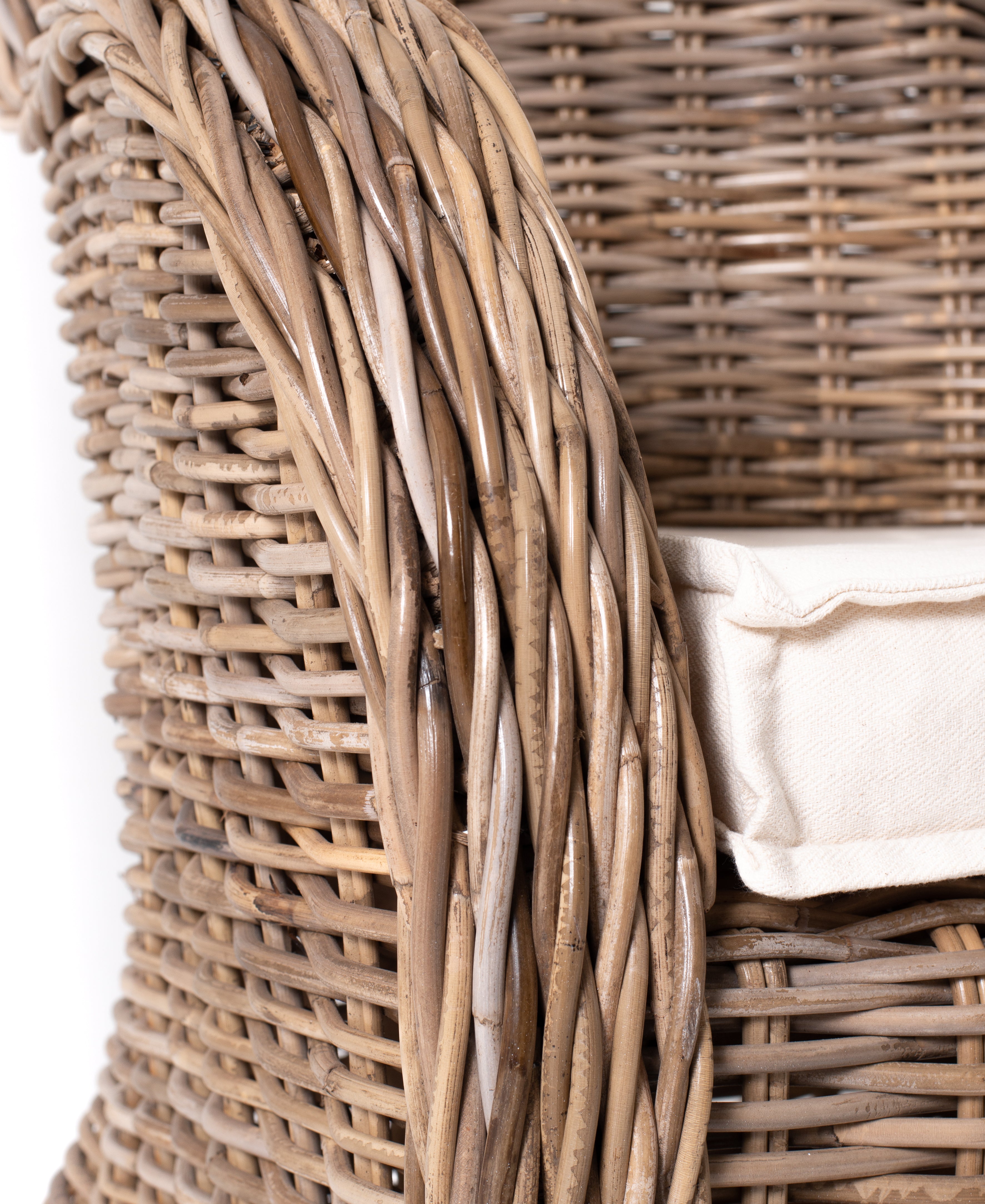 BARON Chair Close View