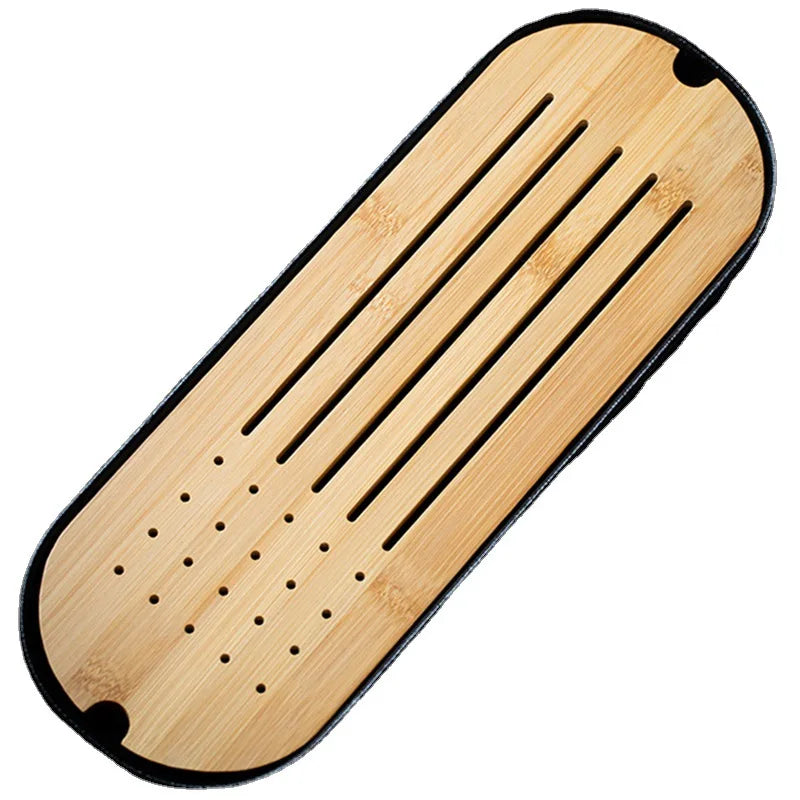 Semplice vassoio da tè in legno di bambù