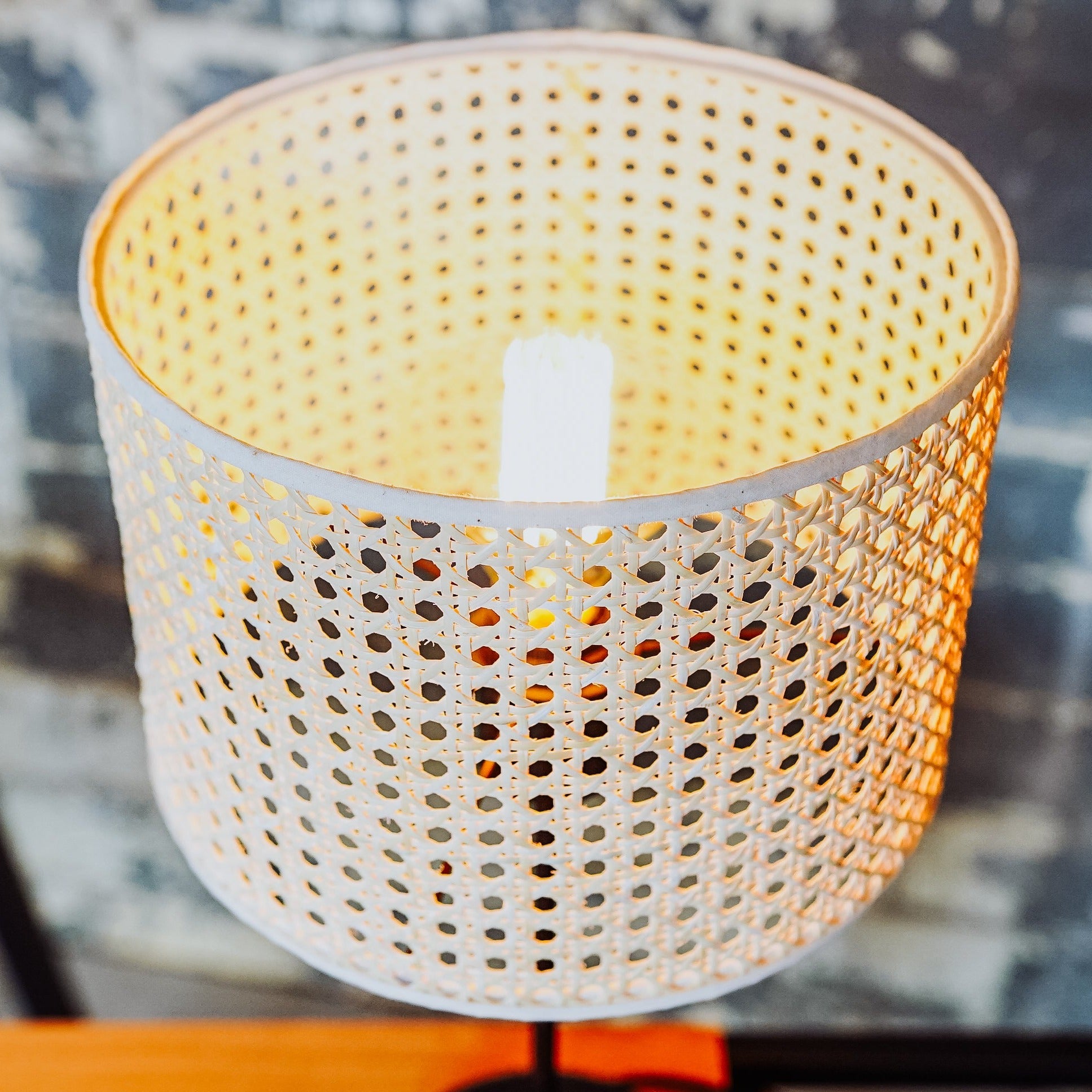 FLETE Table Lamp Black Close View