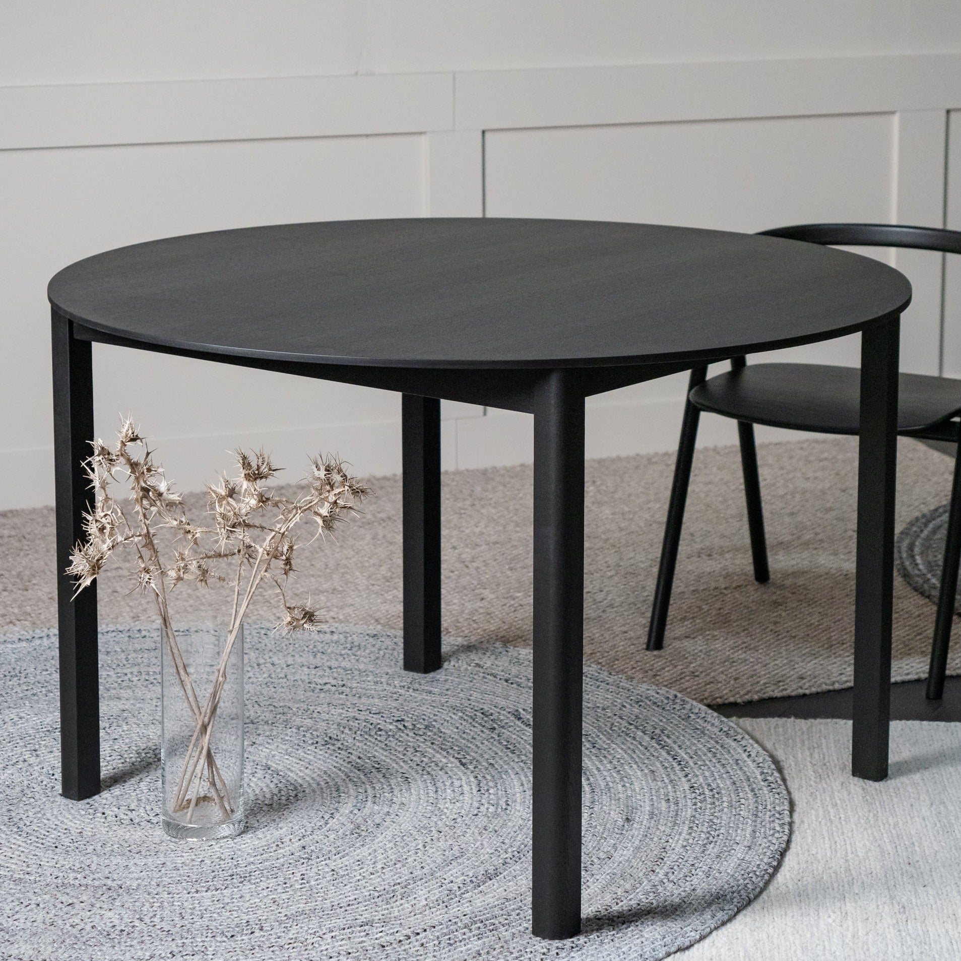 HALIKKO Round Table