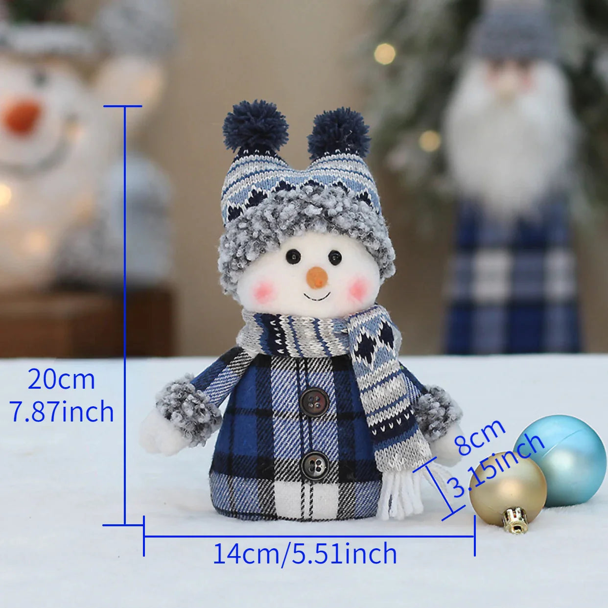 Piccola bambola di Natale per la casa