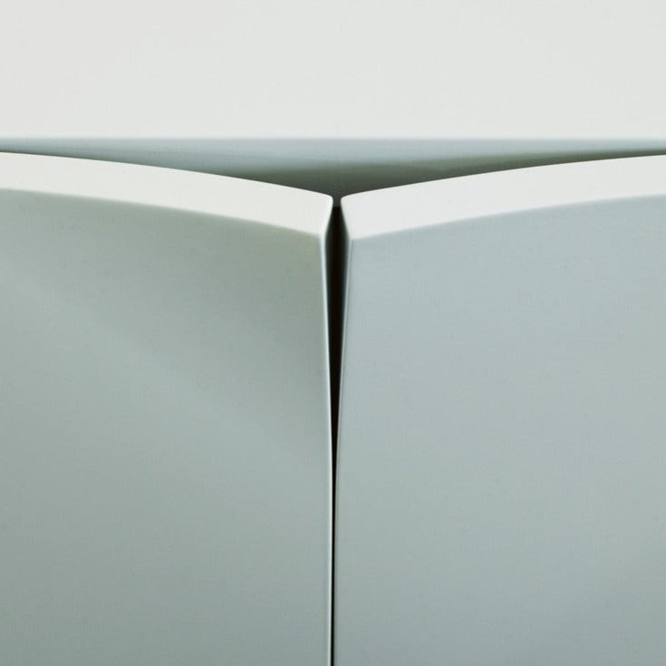 MRS BILL Cabinet BI251BS white crop door detail