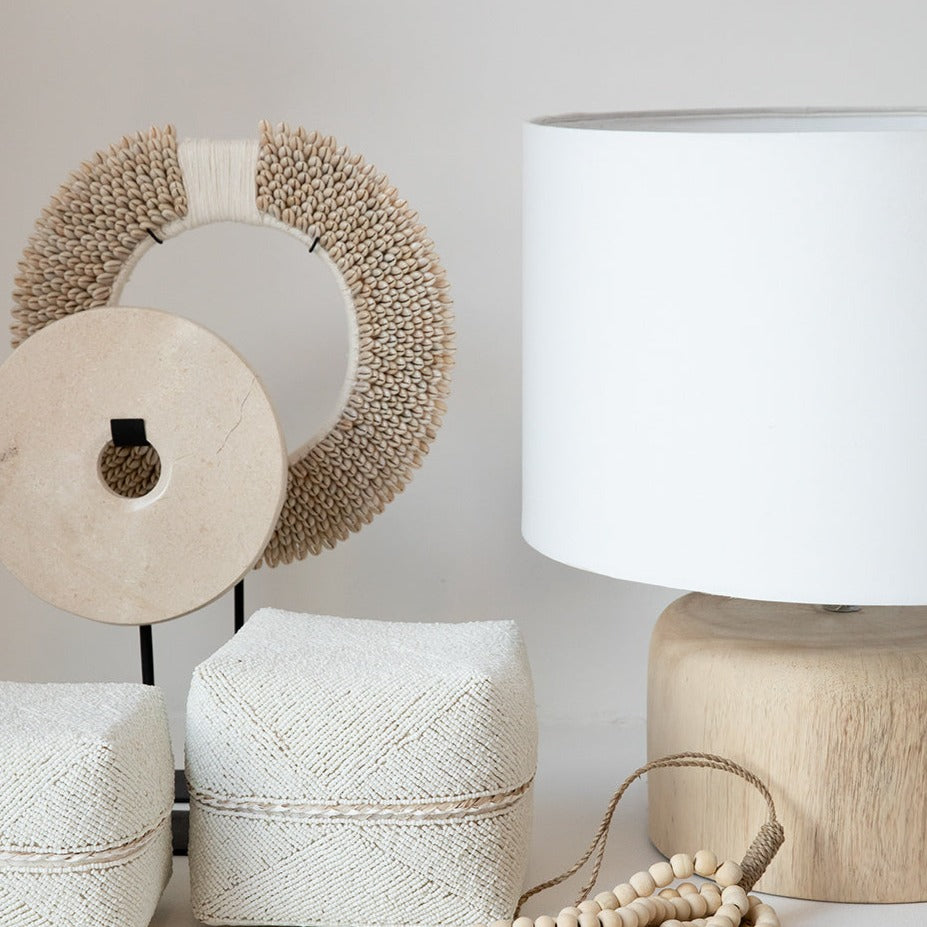 THE MARBLE DISC On Stand-White-Medium interior view