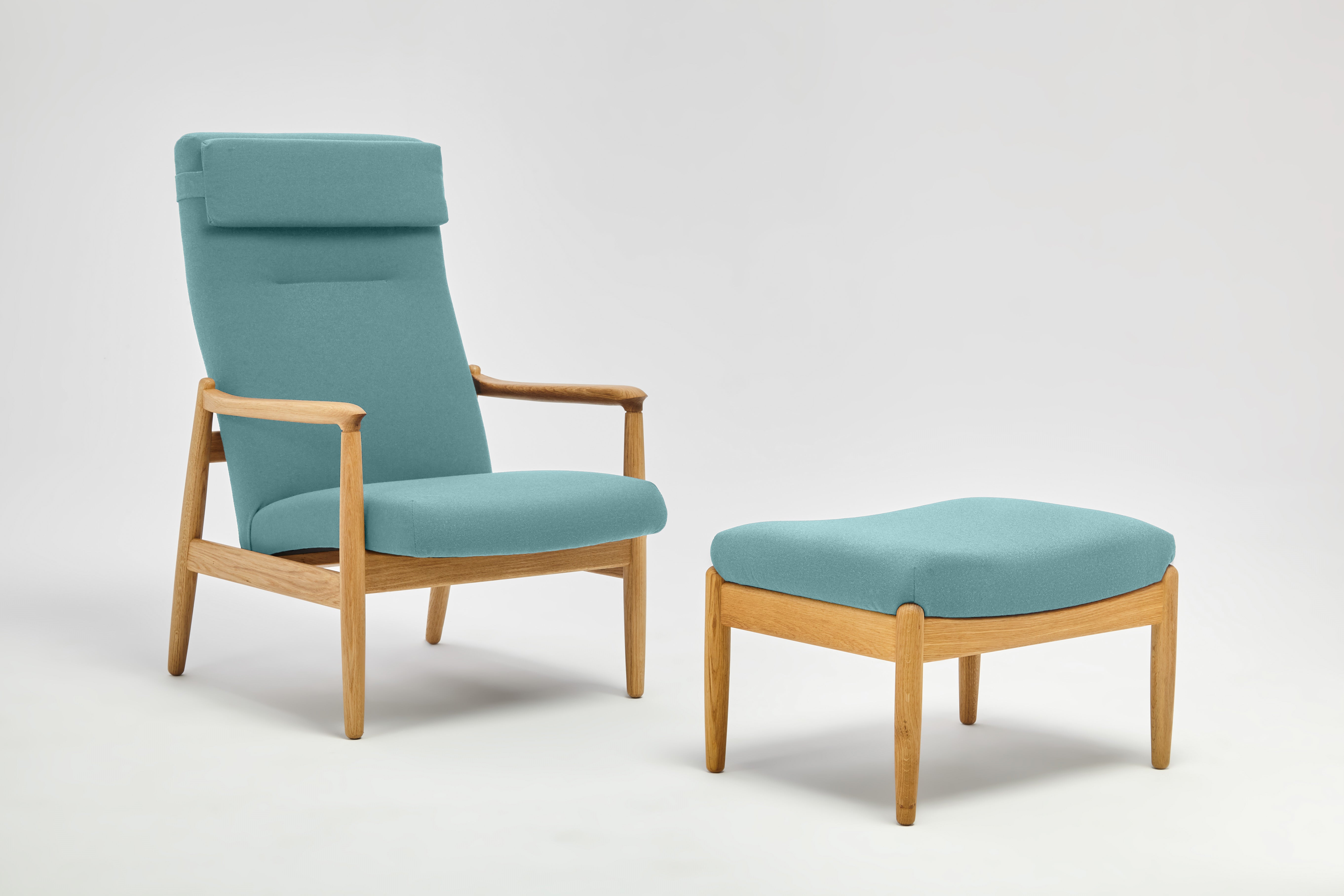 H64 Poltrona Highback con poggiapiedi