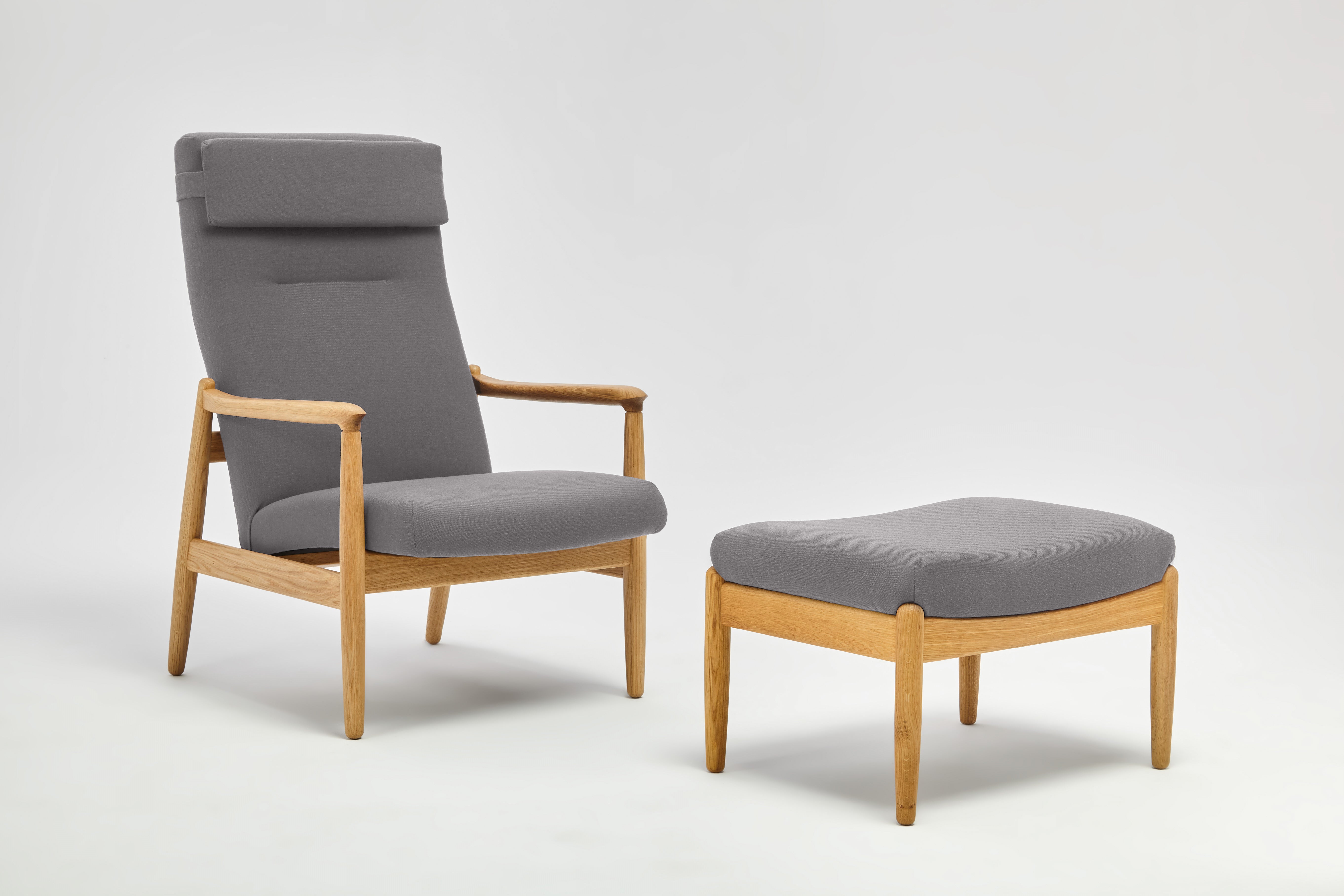 H64 Poltrona Highback con poggiapiedi