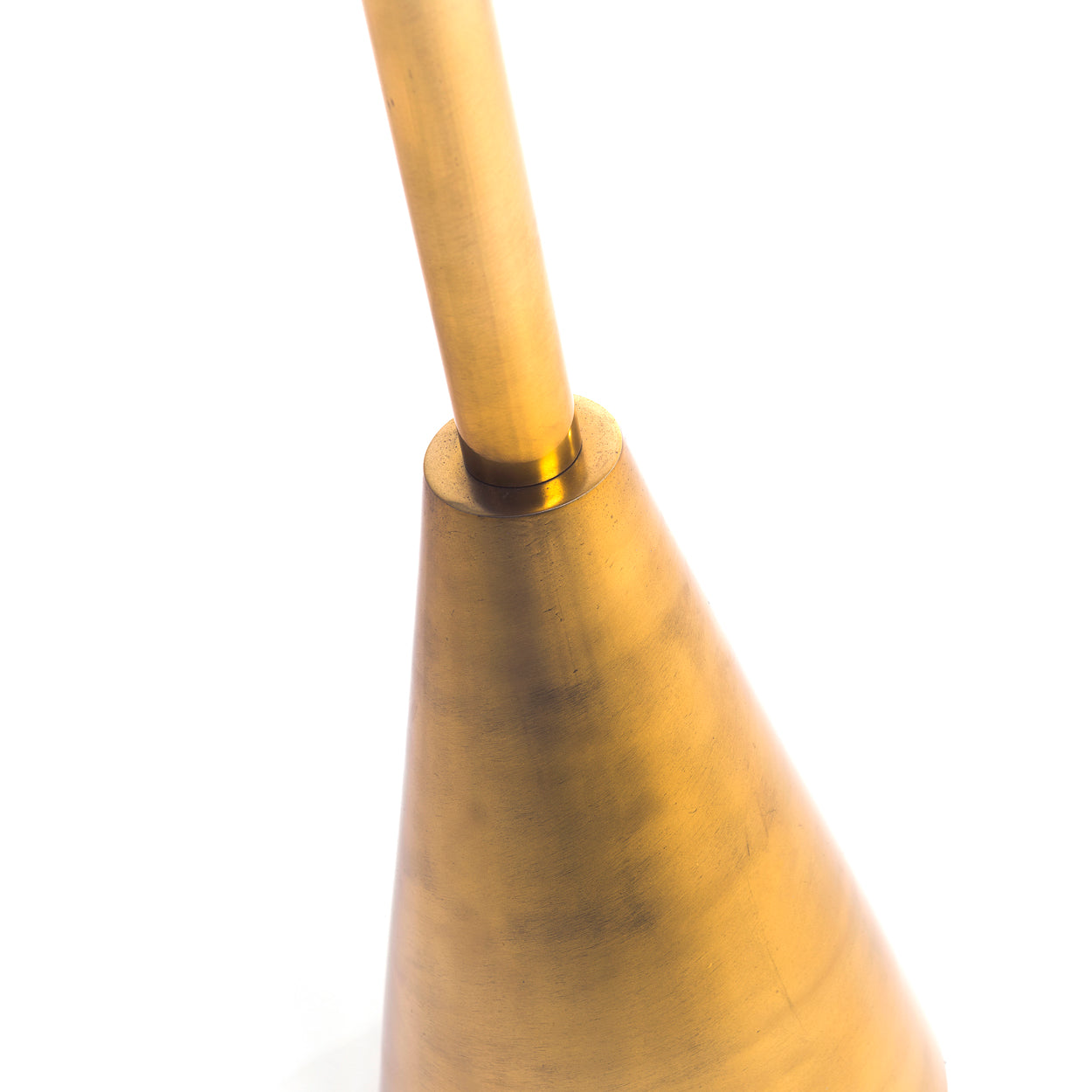 THE CROCO Side Table detail of stand