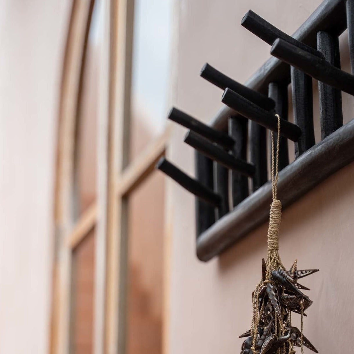 THE ISLAND Cloth Hanger black interior view