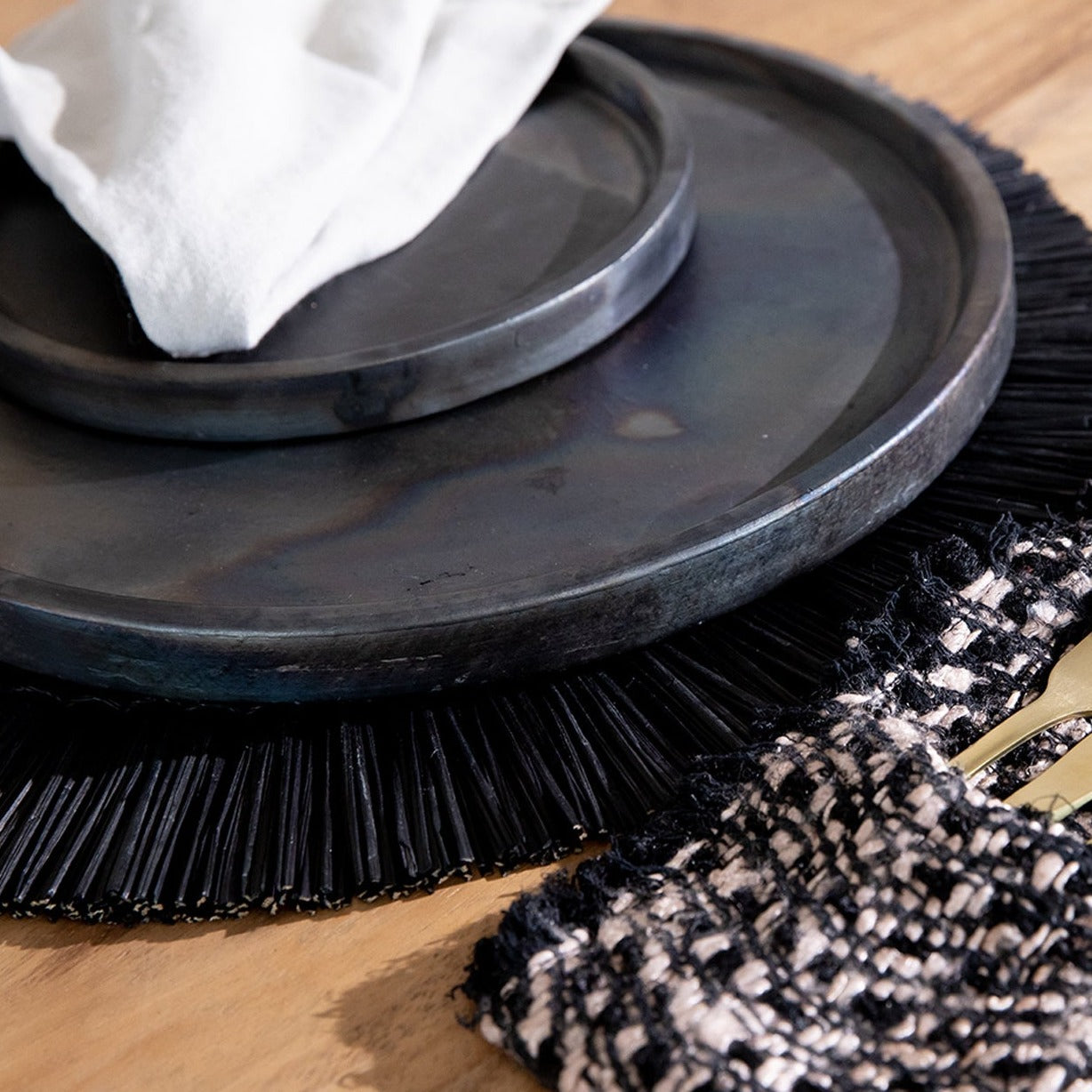 THE BURNED Plate large detail view