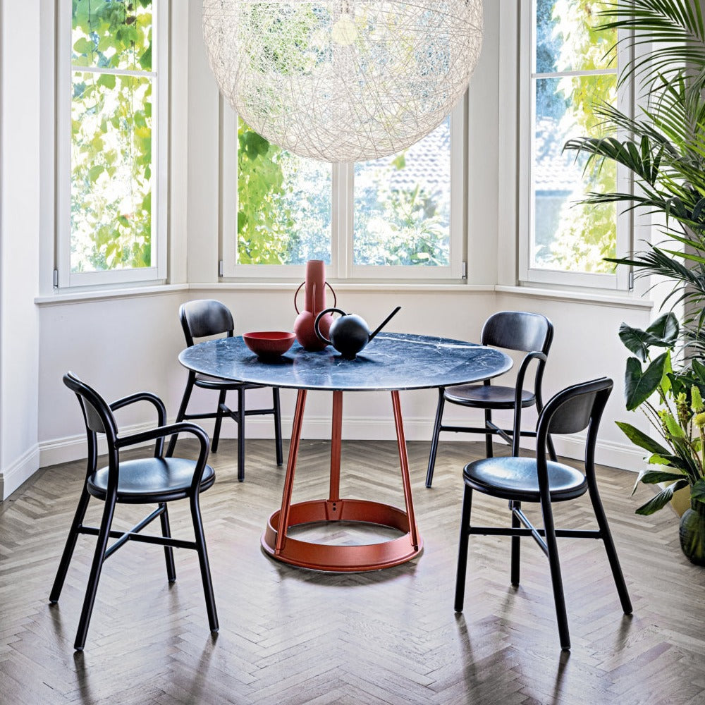 PIPE Chair black, made of beech