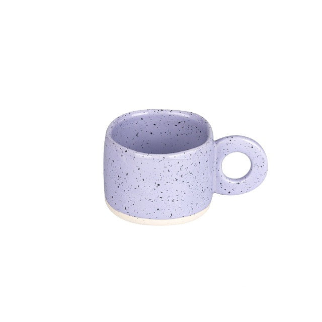 Tazza creativa in ceramica con manico ad anello