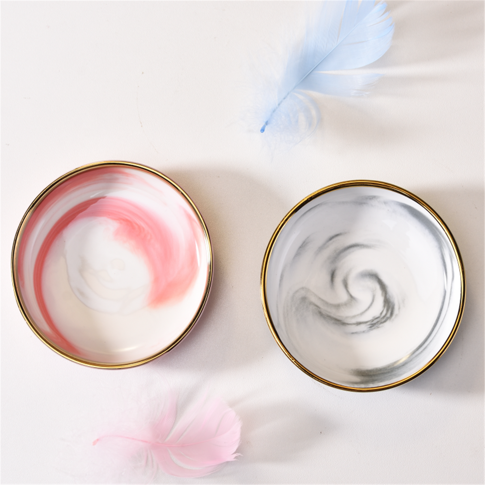 Piatto nordico in ceramica per piccoli gioielli