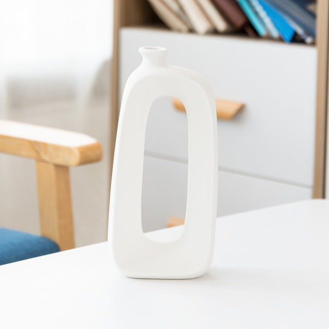 Elegante vaso da fiori moderno in ceramica
