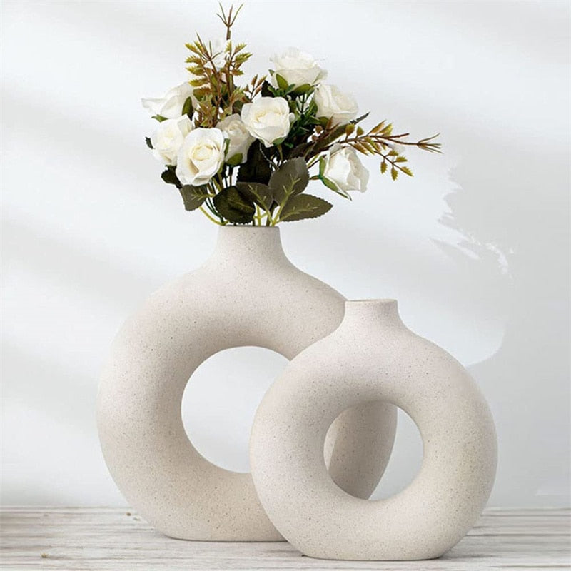 Vaso cavo in ceramica