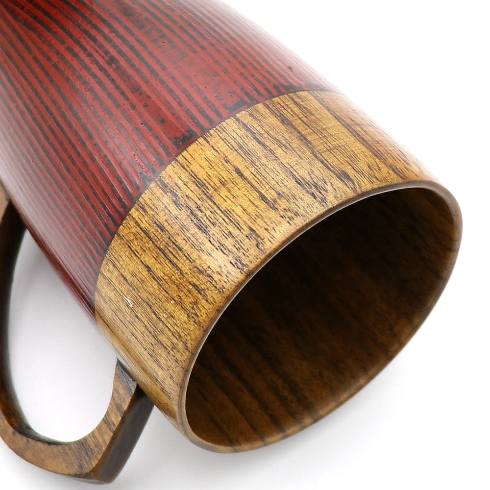 Tazza di legno fatta a mano naturale