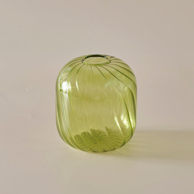 Vasi colorati con motivo a graffette