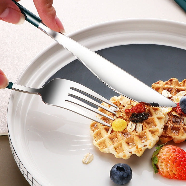 Set di stoviglie in acciaio inox eco-compatibili con custodia