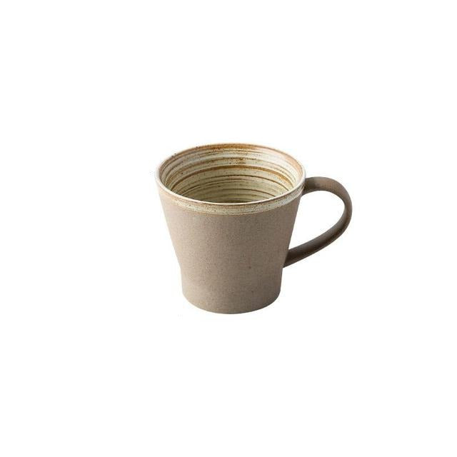 Tazze in ceramica fatte a mano con piatto