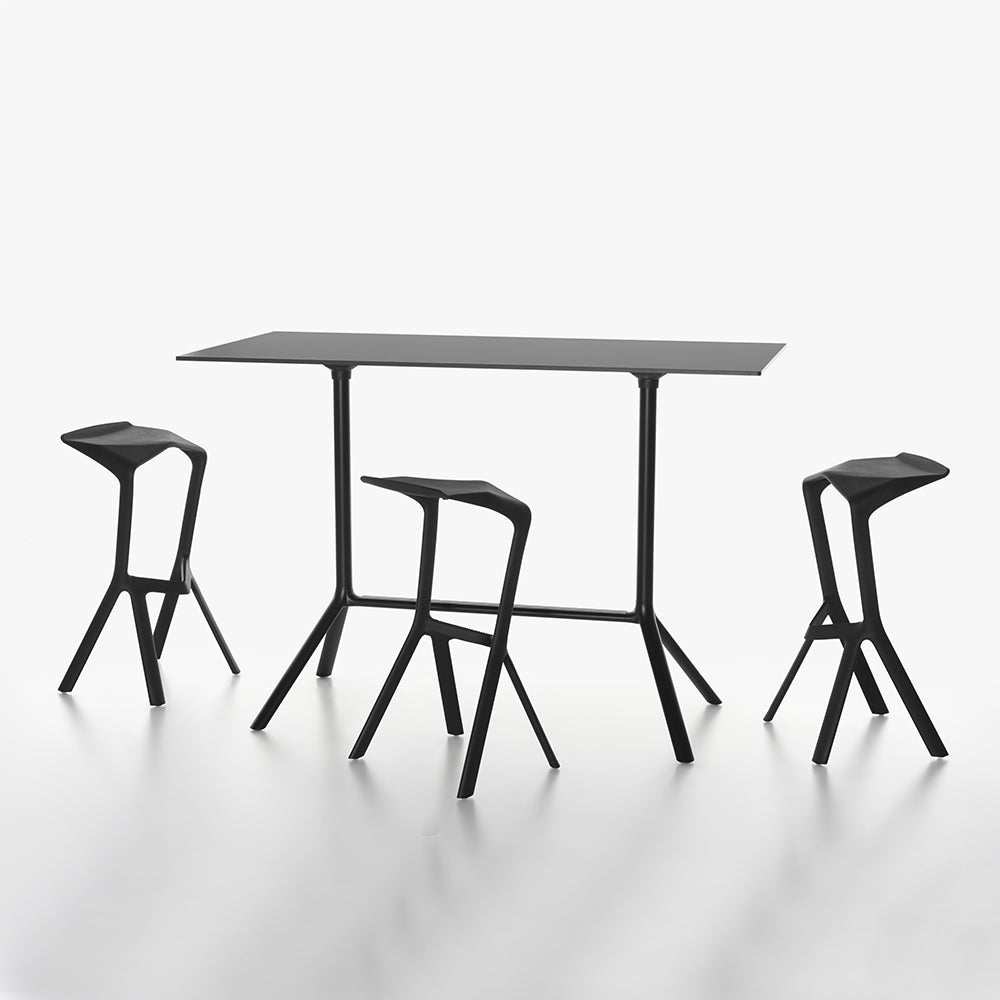 MIURA Table with Chairs