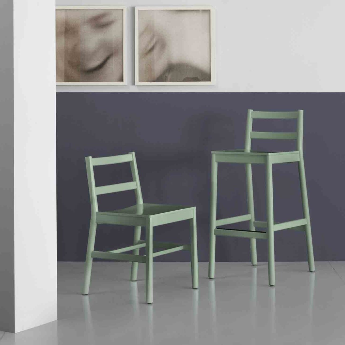 JULIE LE Stool green frame, interior view