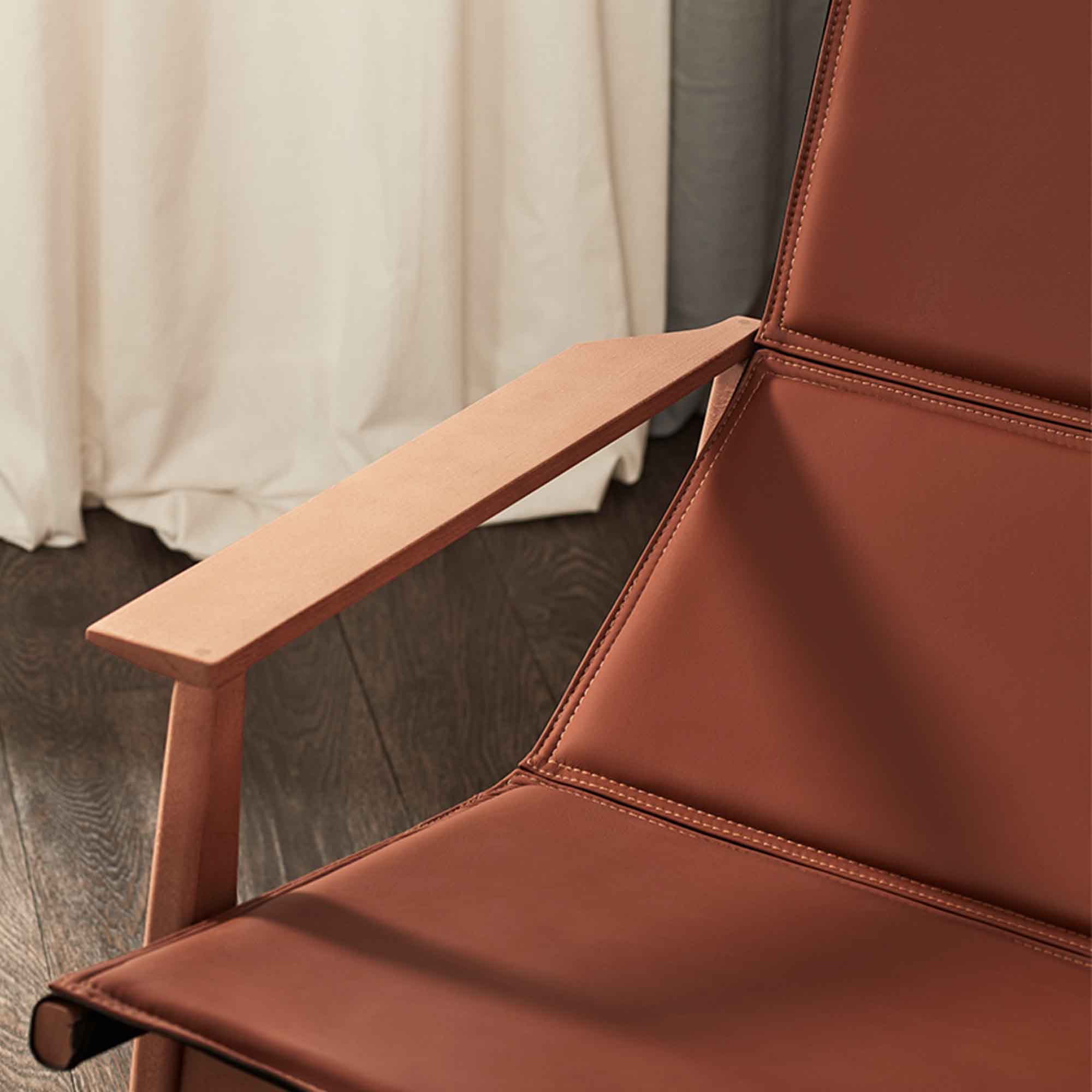 ICONICA Lounge Chair natural bech armrest, brown leather upholstery, close interior view at armrest