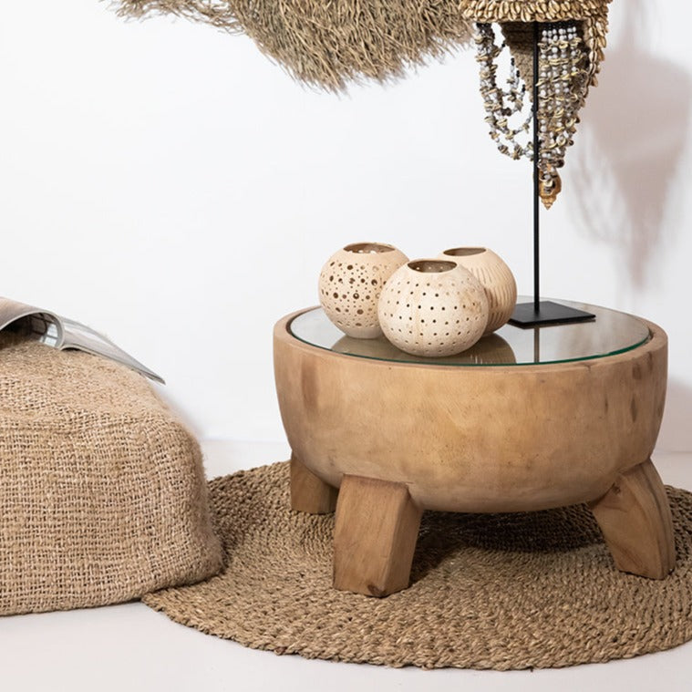 THE COCONUT DOT Candleholder-Natural interior view