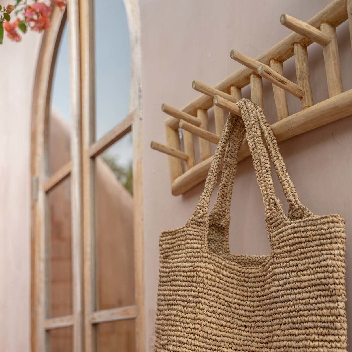 THE ISLAND Cloth Hanger natural, bottom interior view