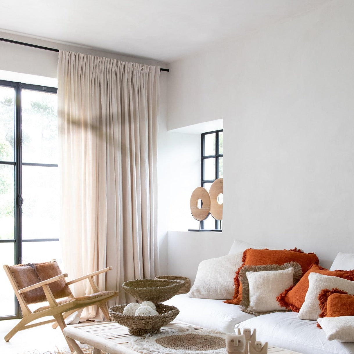 THE SAINT TROPEZ Cushion Cover Natural-White interior view