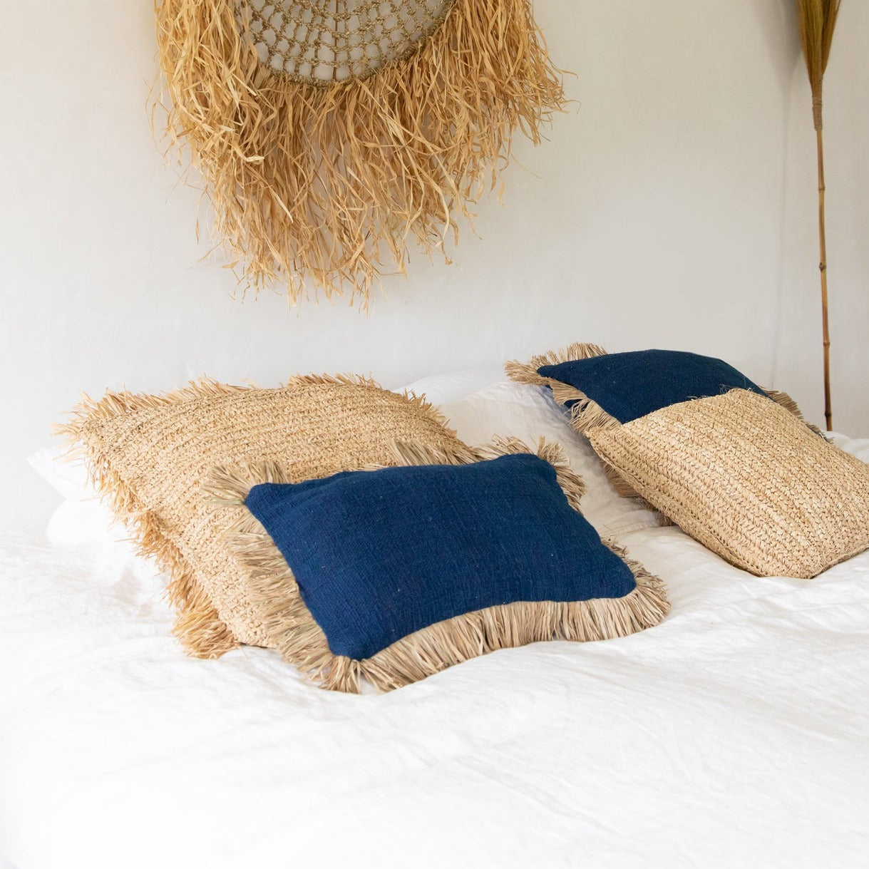 THE SAINT TROPEZ Cushion Cover Natural-Blue 30x50 interior view