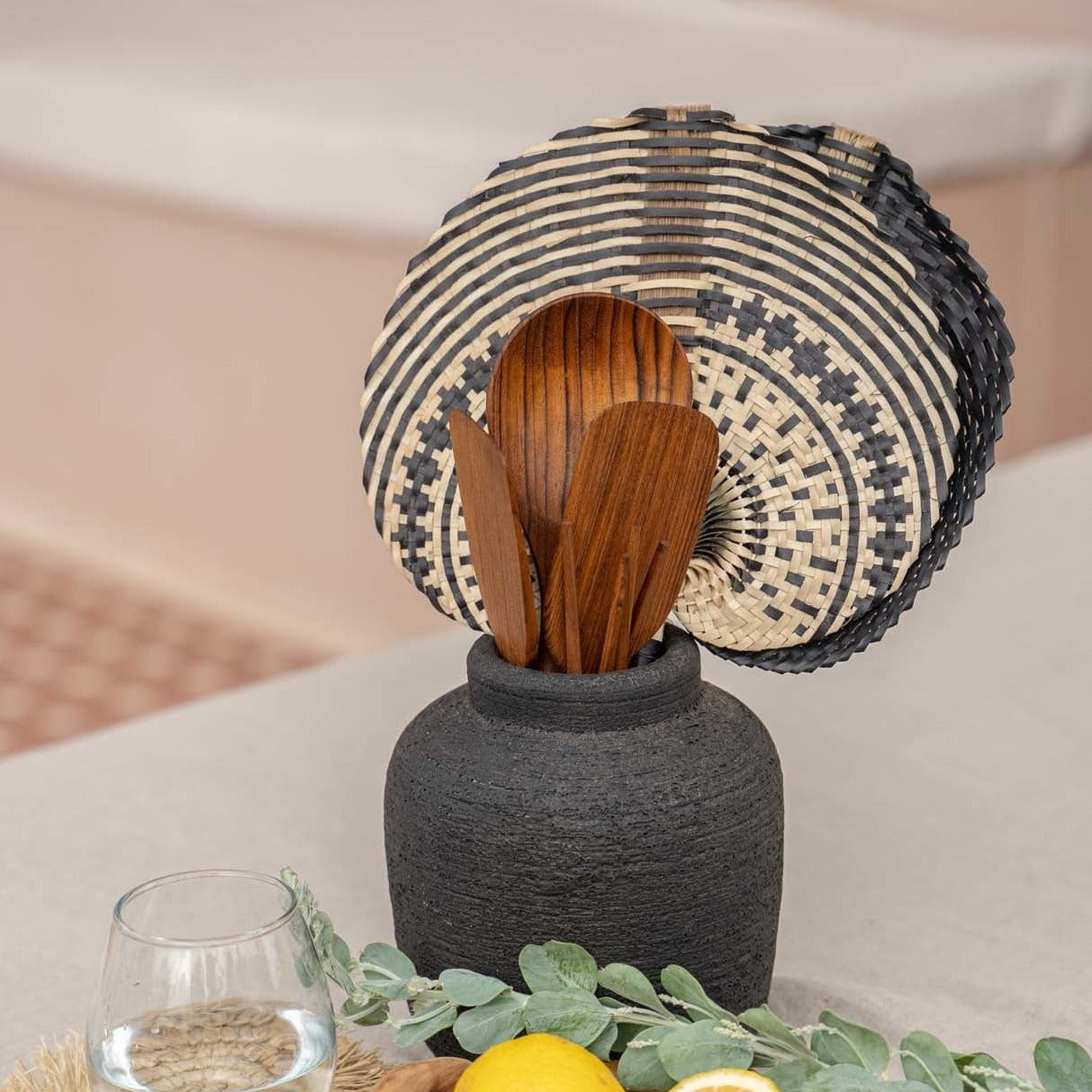 THE PEAKY Vase interior vase, black small