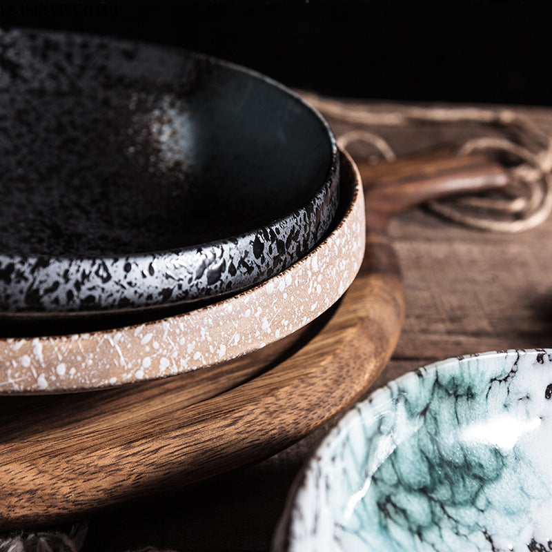 Piatto in ceramica di alta qualità a forma di ostrica