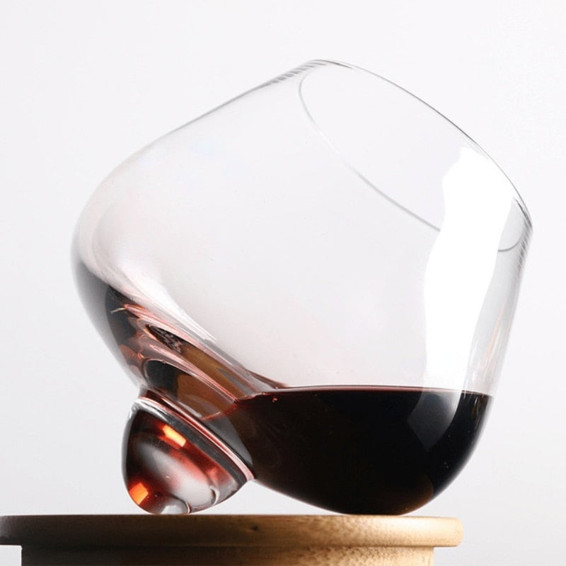 Bicchiere di cristallo per whisky a dondolo