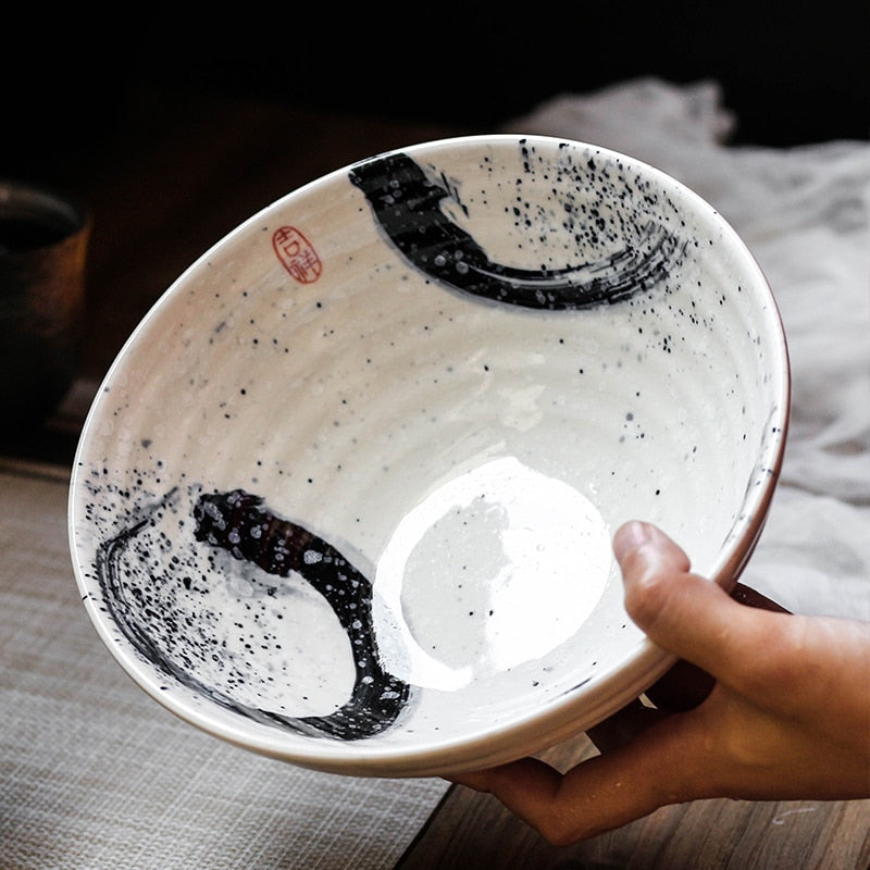 Zuppiera in ceramica in stile giapponese
