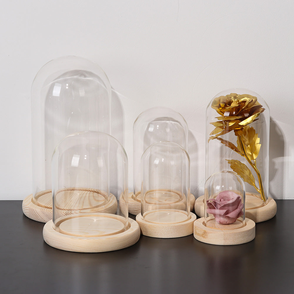 Vaso per fiori in vetro con base in legno